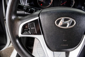 Седан Hyundai Solaris 2012 года, 529000 рублей, Пермь