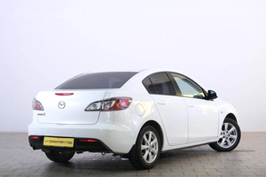 Седан Mazda 3 2011 года, 969000 рублей, Омск