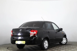 Седан ВАЗ (LADA) Granta 2016 года, 379000 рублей, Пермь