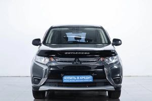 Внедорожник Mitsubishi Outlander 2018 года, 1599000 рублей, Челябинск