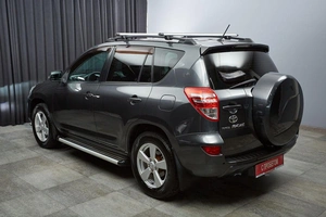 Внедорожник Toyota RAV4 2009 года, 1450000 рублей, Красноярск