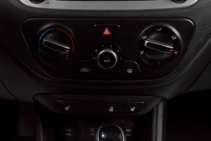 Седан Hyundai Solaris 2017 года, 779000 рублей, Челябинск