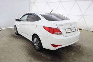 Седан Hyundai Solaris 2015 года, 899000 рублей, Обнинск