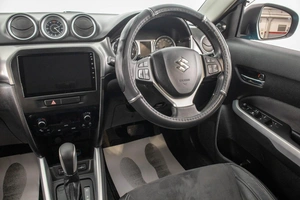 Внедорожник Suzuki Escudo 2015 года, 2039000 рублей, Барнаул