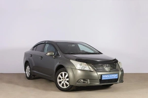 Седан Toyota Avensis 2009 года, 1219000 рублей, Новосибирск
