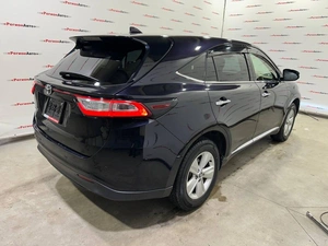 Внедорожник Toyota Harrier 2018 года, 2930000 рублей, Красноярск