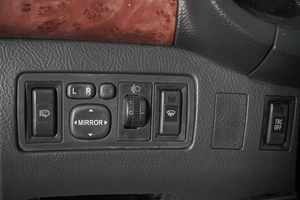 Седан Toyota Avensis 2003 года, 599000 рублей, Кемерово