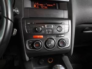 Хетчбэк Citroen C4 2012 года, 679000 рублей, Воронеж