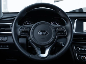 Седан Kia Optima 2017 года, 1660000 рублей, Ставрополь