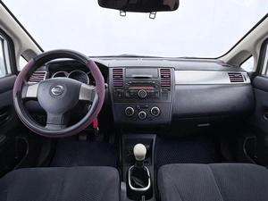 Хетчбэк Nissan Tiida 2011 года, 670000 рублей, Орёл