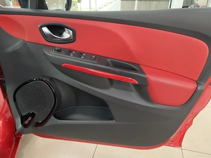 Хетчбэк Renault Lutecia 2015 года, 847000 рублей, Солонцы