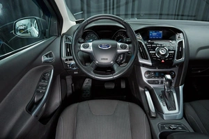 Хетчбэк Ford Focus 2011 года, 999000 рублей, Красноярск