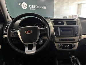 Внедорожник Geely Emgrand X7 2016 года, 750000 рублей, Ачинск
