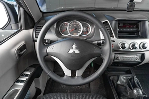 Пикап Mitsubishi L200 2012 года, 1559000 рублей, Петрозаводск