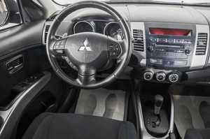 Внедорожник Mitsubishi Outlander 2010 года, 1349000 рублей, Барнаул