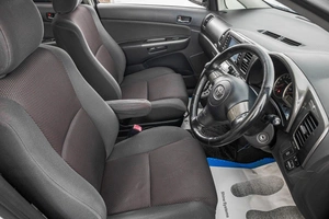 Минивэн Toyota Wish 2004 года, 989000 рублей, Барнаул