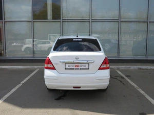 Седан Nissan Tiida 2011 года, 675000 рублей, Брянск