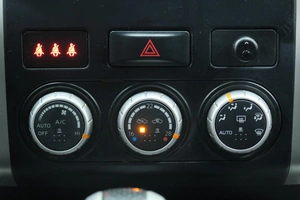 Внедорожник Nissan X-Trail 2013 года, 1399000 рублей, Омск