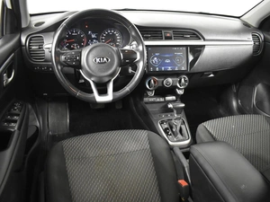 Седан Kia Rio 2018 года, 1378200 рублей, Казань