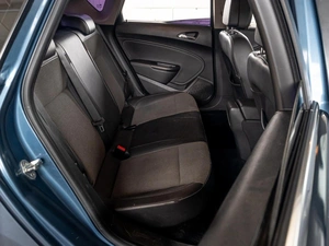 Хетчбэк Opel Astra 2012 года, 799000 рублей, Краснодар