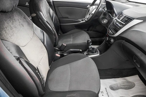 Седан Hyundai Solaris 2011 года, 659000 рублей, Барнаул