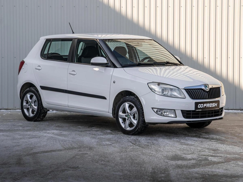 Хетчбэк Skoda Fabia 2012 года, 660000 рублей, Краснодар