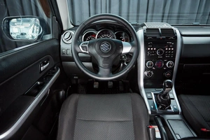 Внедорожник Suzuki Grand Vitara 2010 года, 1257000 рублей, Красноярск