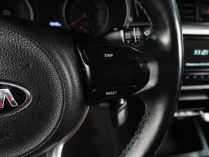 Седан Kia Rio 2017 года, 1469000 рублей, Воронеж