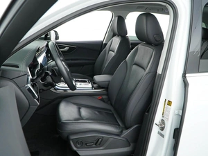 Внедорожник Audi Q7 2023 года, 6988888 рублей, Москва