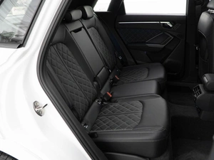 Внедорожник Audi Q3 2025 года, 4949050 рублей, Москва