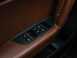 Внедорожник Volkswagen Touareg 2014 года, 2468000 рублей, Краснодар