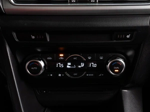 Седан Mazda 3 2014 года, 1399000 рублей, Тюмень