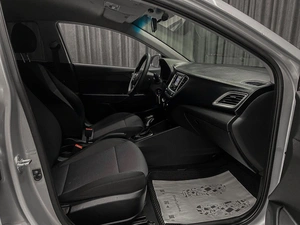 Седан Hyundai Solaris 2021 года, 1390000 рублей, Красноярск