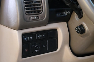 Внедорожник Lexus LX 2001 года, 1999000 рублей, Омск