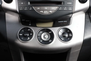 Внедорожник Toyota RAV4 2006 года, 1289000 рублей, Новосибирск