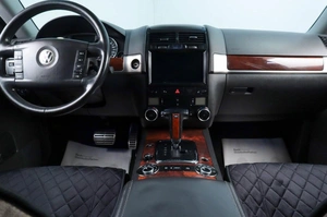 Внедорожник Volkswagen Touareg 2007 года, 1399000 рублей, Челябинск