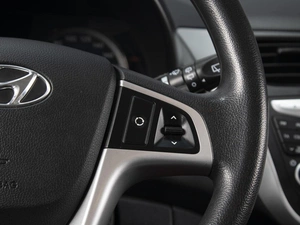 Хетчбэк Hyundai Solaris 2013 года, 1010000 рублей, Омск