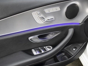 Седан Mercedes-benz E-класс 2020 года, 3900000 рублей, Омск