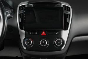 Хетчбэк Kia Ceed 2010 года, 819000 рублей, Тюмень