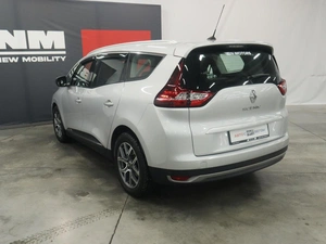 Компактвэн Renault Scenic 2018 года, 1920000 рублей, Курск