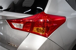 Хетчбэк Toyota Auris 2013 года, 1299000 рублей, Барнаул