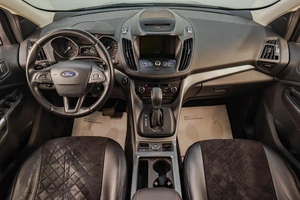 Внедорожник Ford Kuga 2017 года, 1749000 рублей, Челябинск