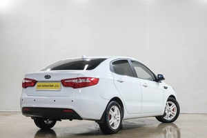 Седан Kia Rio 2011 года, 799000 рублей, Новокузнецк