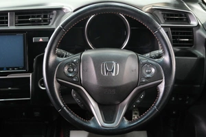 Хетчбэк Honda Fit 2017 года, 1129000 рублей, Омск