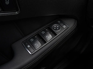 Седан Mercedes-benz E-класс 2012 года, 1630000 рублей, Краснодар