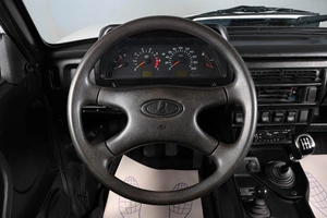 Внедорожник ВАЗ (LADA) 4x4 (Нива) 2018 года, 699000 рублей, Тюмень