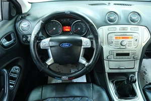 Седан Ford Mondeo 2010 года, 699000 рублей, Омск