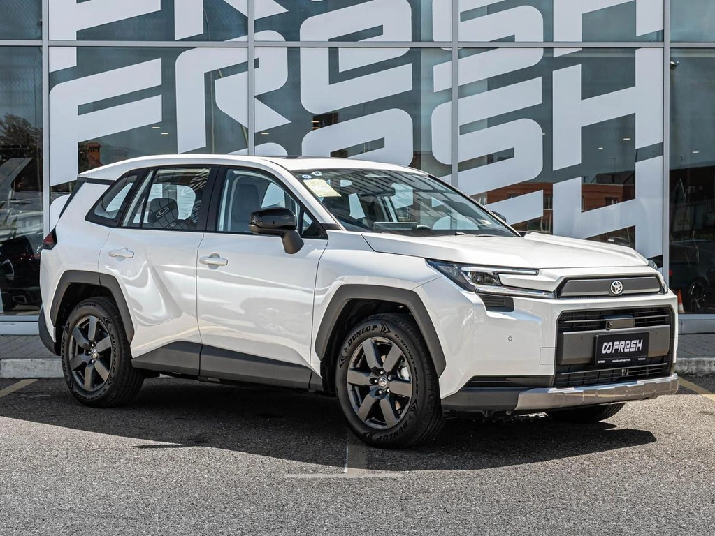 Внедорожник Toyota RAV4 2026 года, 4300000 рублей, Краснодар