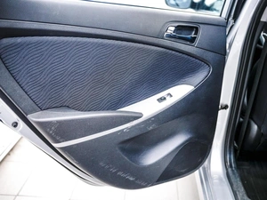 Седан Hyundai Solaris 2011 года, 840000 рублей, Красноярск