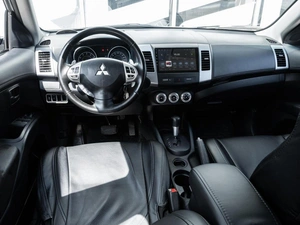 Внедорожник Mitsubishi Outlander 2010 года, 1000000 рублей, Ставрополь